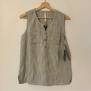 Kuhl Sleeveless Hiking Shirt
